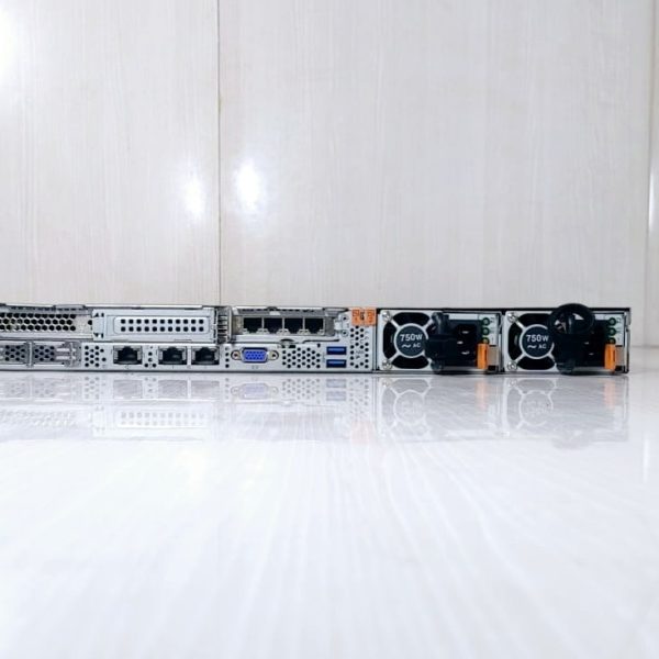 Server Lenovo ThinkSystem SR530 Sff - Gambar 3